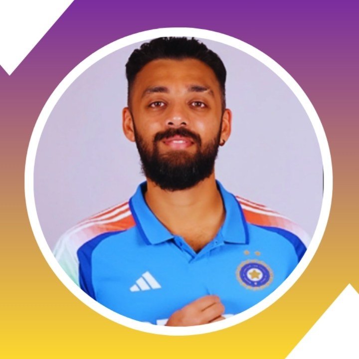 Varun Chakravarthy Age